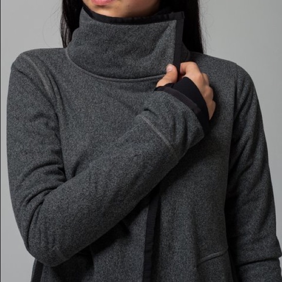 COZY😍LULULEMON IVIVVA Big Business Wrap 12 Fleece - Picture 4 of 8